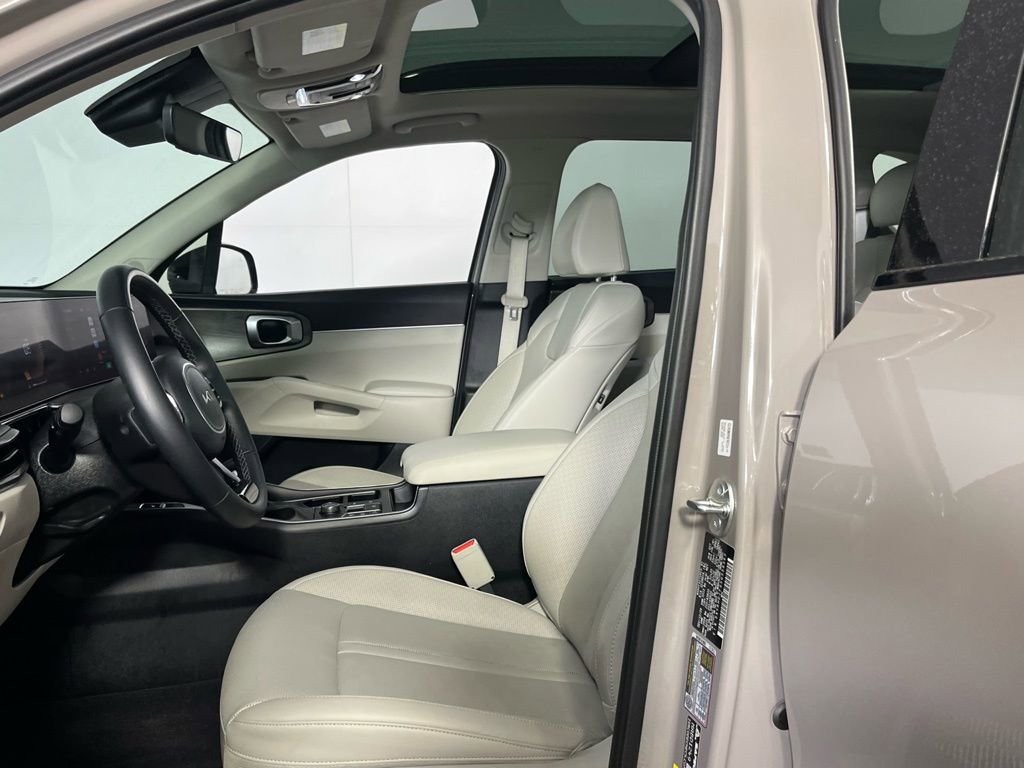 Used 2025 Kia Sorento X-Line EX image 19