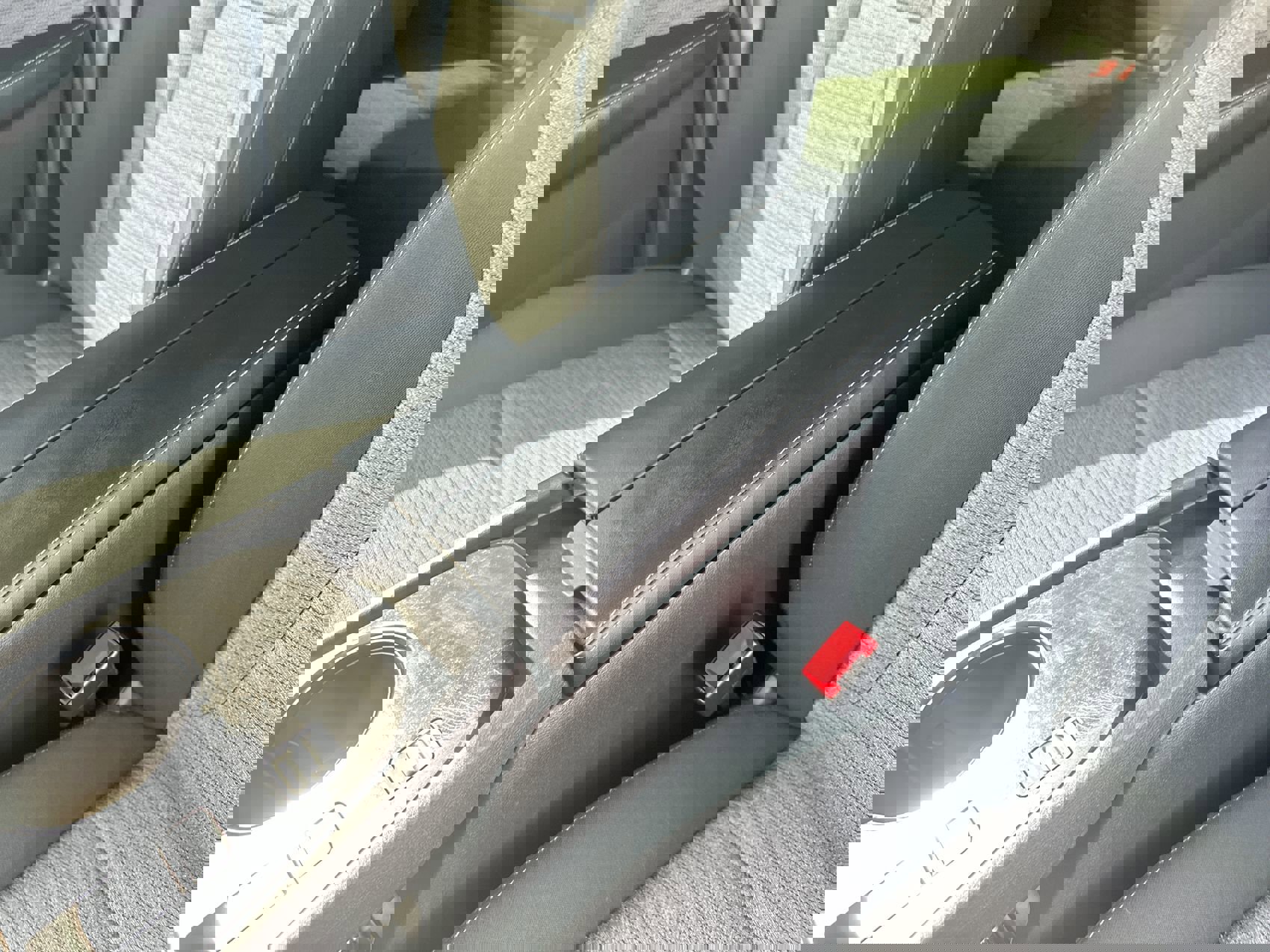 Used 2023 Nissan Rogue SV image 20