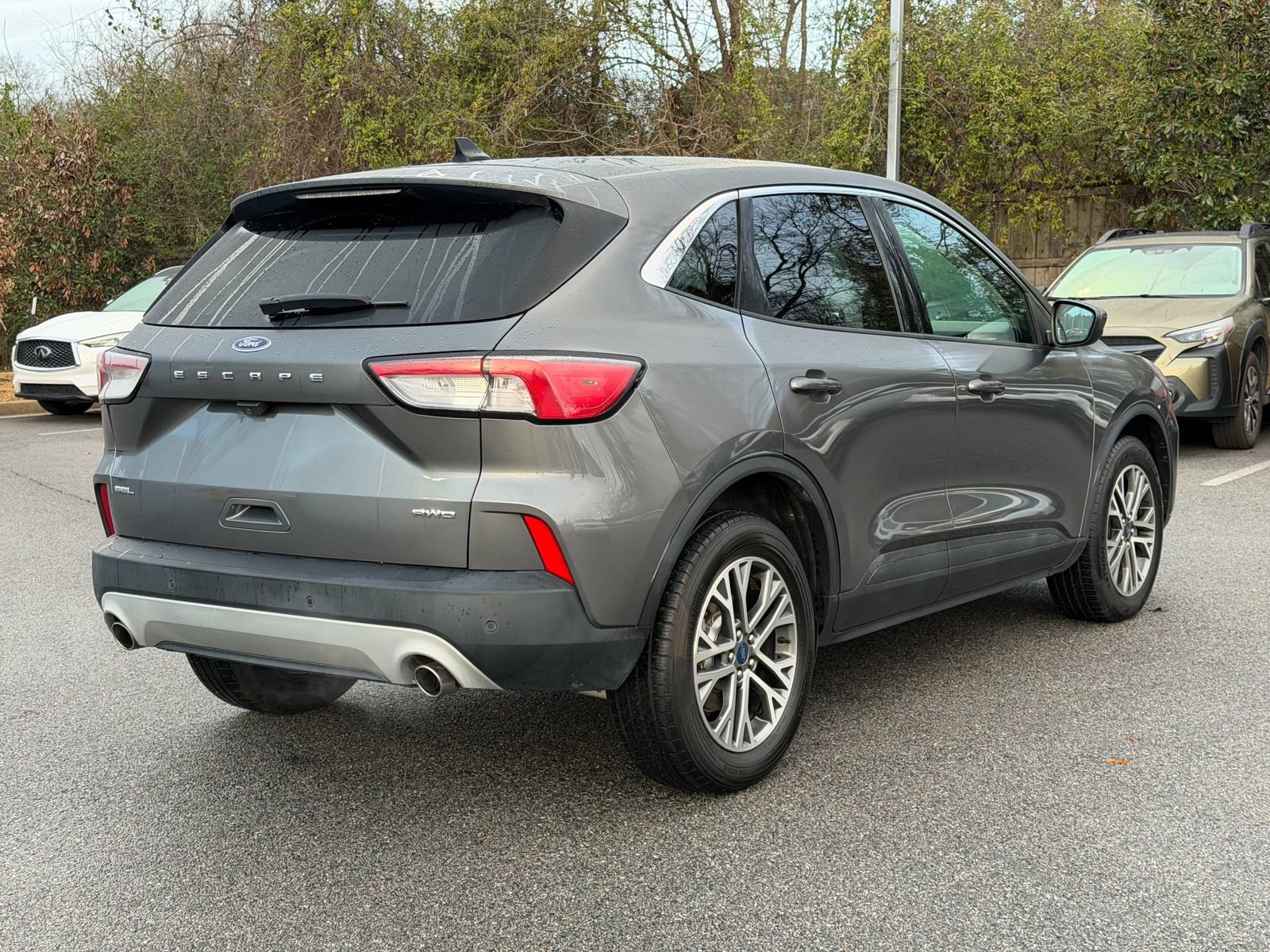Used 2022 Ford Escape SEL AWD/4WD image 5