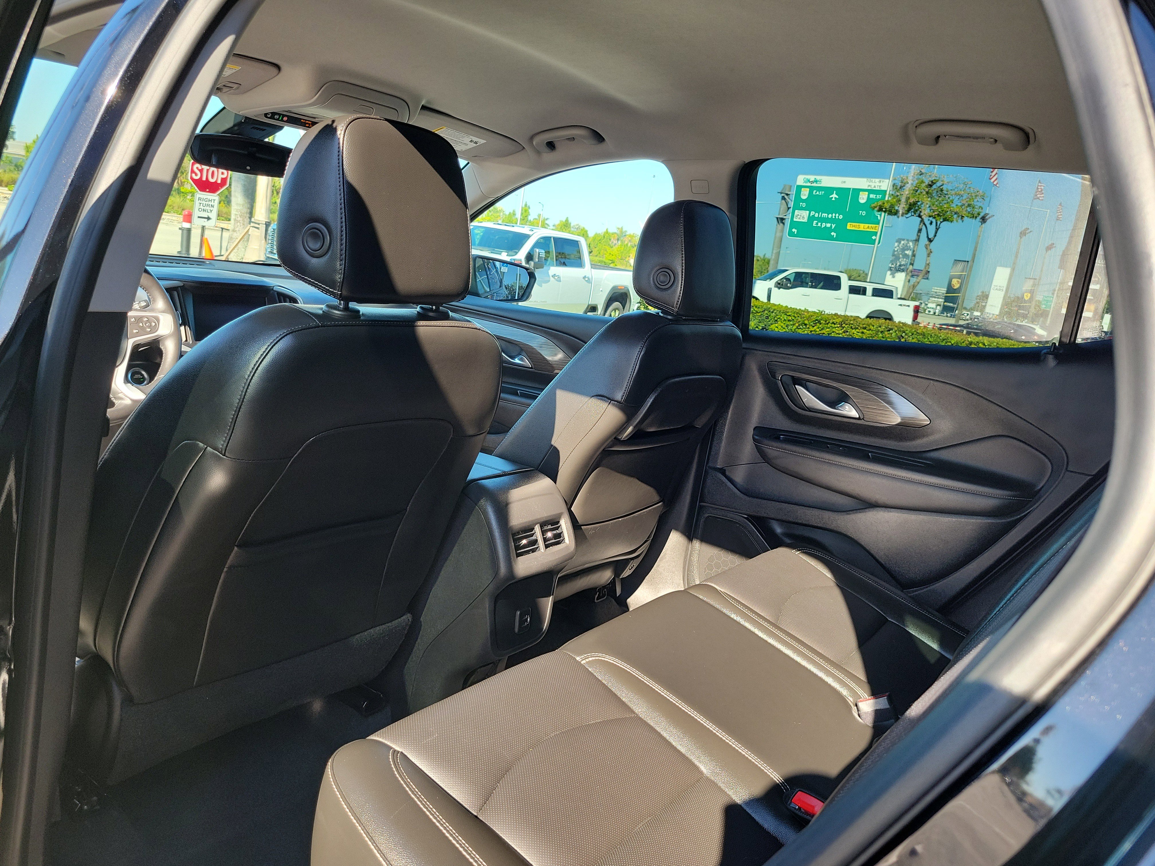 Used 2022 GMC Terrain SLT FWD image 14