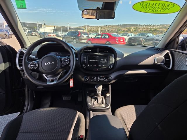 Used 2024 Kia Soul LX w/ Option Group 015 FWD image 13
