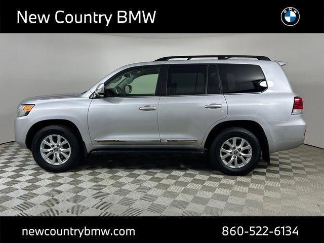 Used 2016 Toyota Land Cruiser AWD/4WD image 4