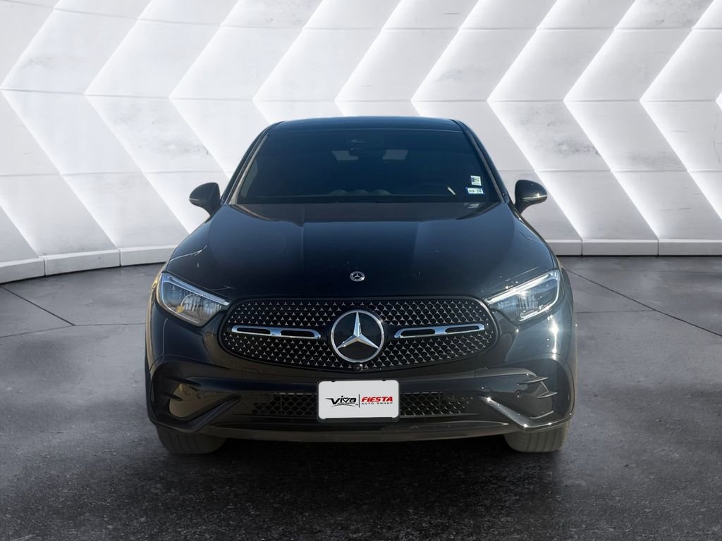 Used 2025 Mercedes-Benz GLC 300 4MATIC image 2