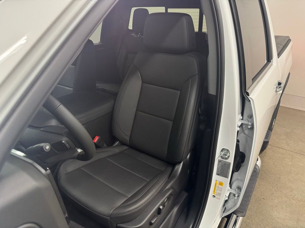 New 2025 Chevrolet Silverado 2500 LTZ w/ LTZ Convenience Package image 33