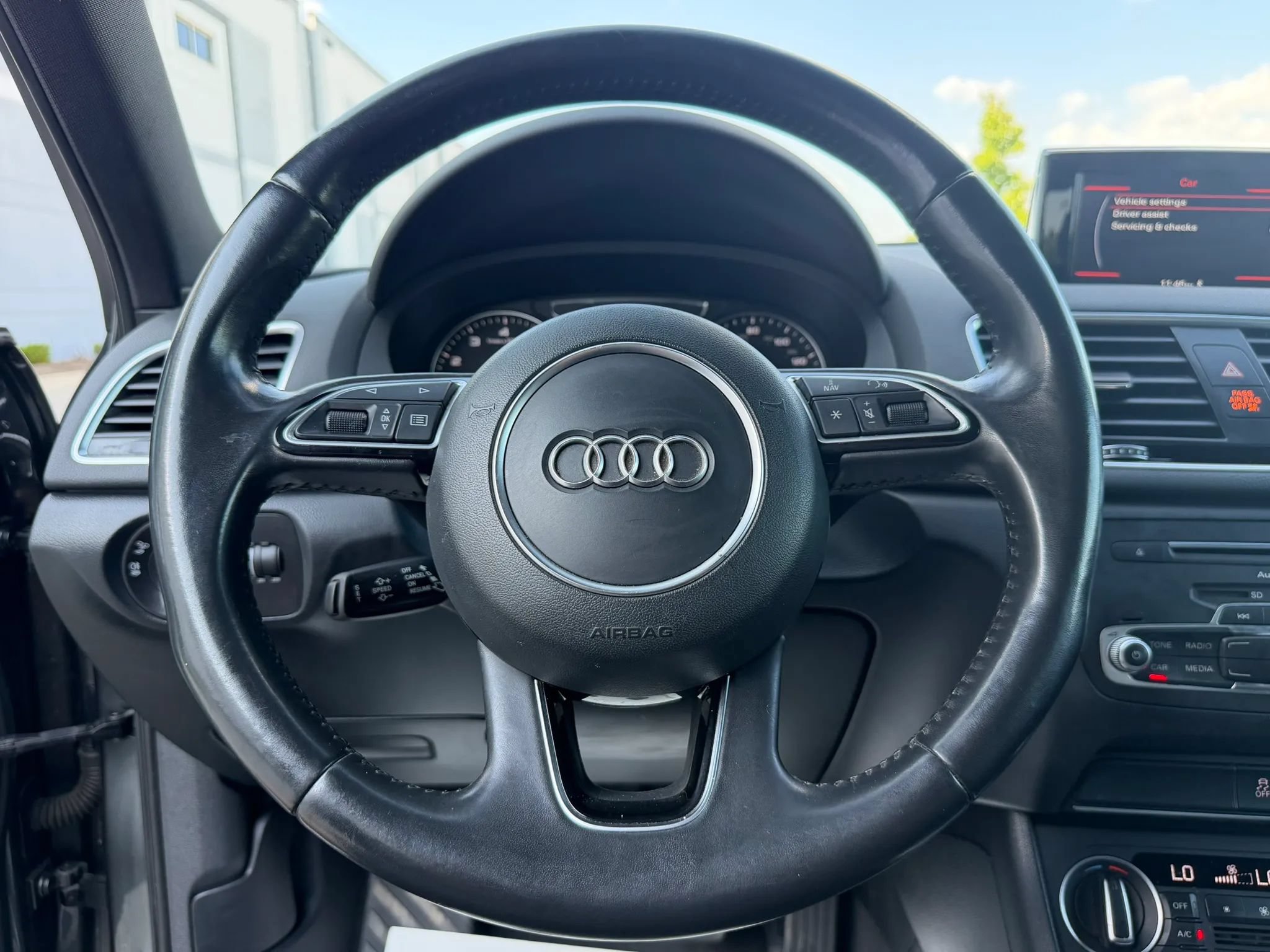 Used 2018 Audi Q3 2.0T Premium FWD image 27