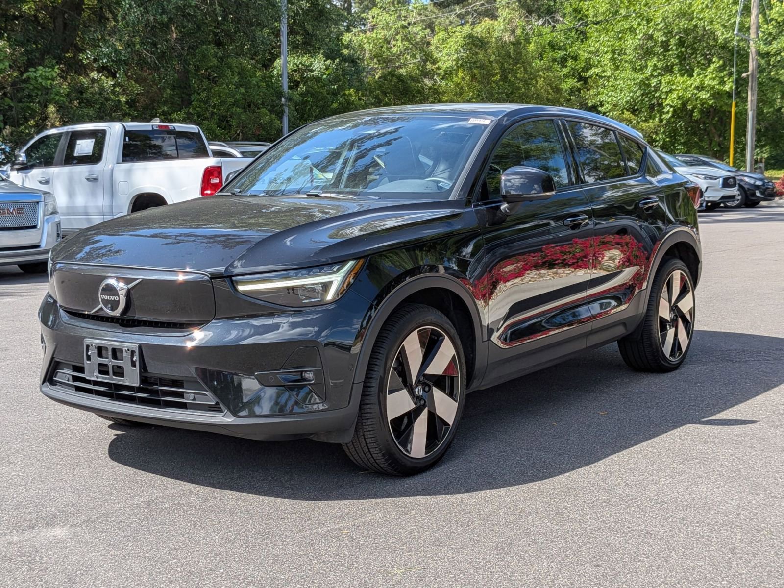 Used 2023 Volvo C40 P8 Recharge Ultimate w/ Protection Package Premier AWD/4WD image 7