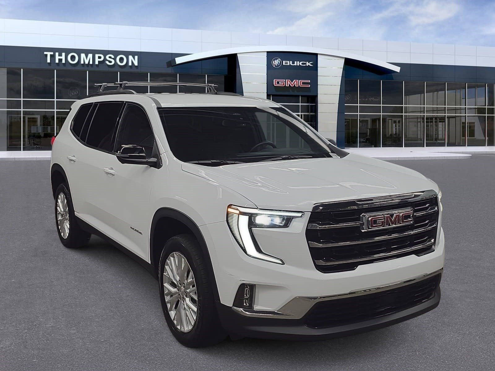 Used 2024 GMC Acadia Elevation FWD image 1