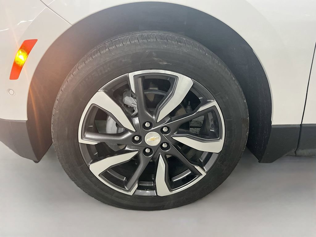 Used 2024 Chevrolet Equinox Premier AWD/4WD image 32