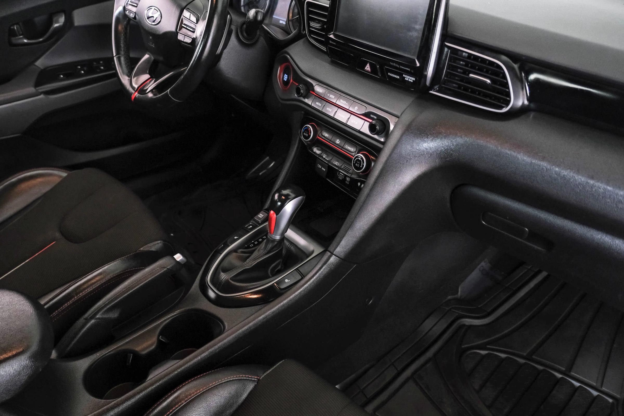 Used 2021 Hyundai Veloster 2.0 Premium FWD image 21