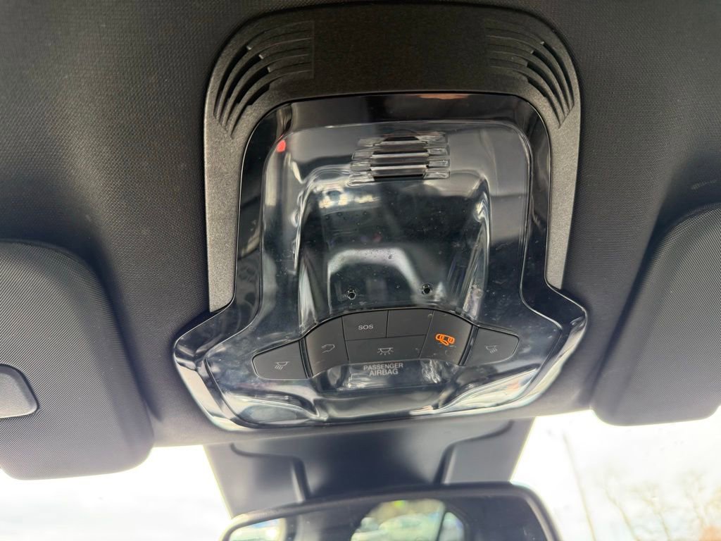 Used 2022 Alfa Romeo Stelvio Sprint image 28