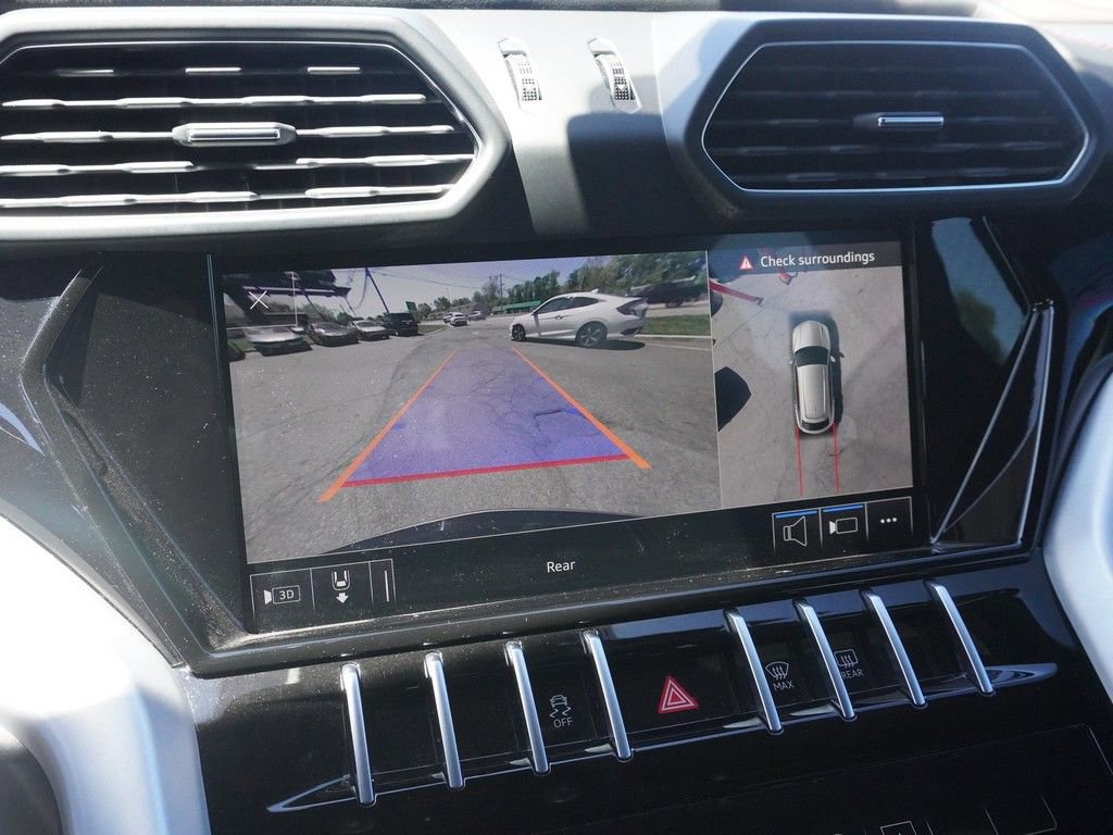 Used 2020 Lamborghini Urus AWD/4WD image 55
