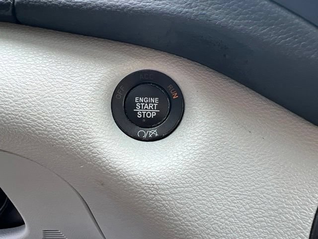 Used 2019 Jeep Cherokee Limited AWD/4WD image 17
