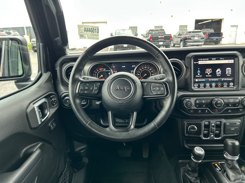 Used 2023 Jeep Wrangler Sport S AWD/4WD image 31