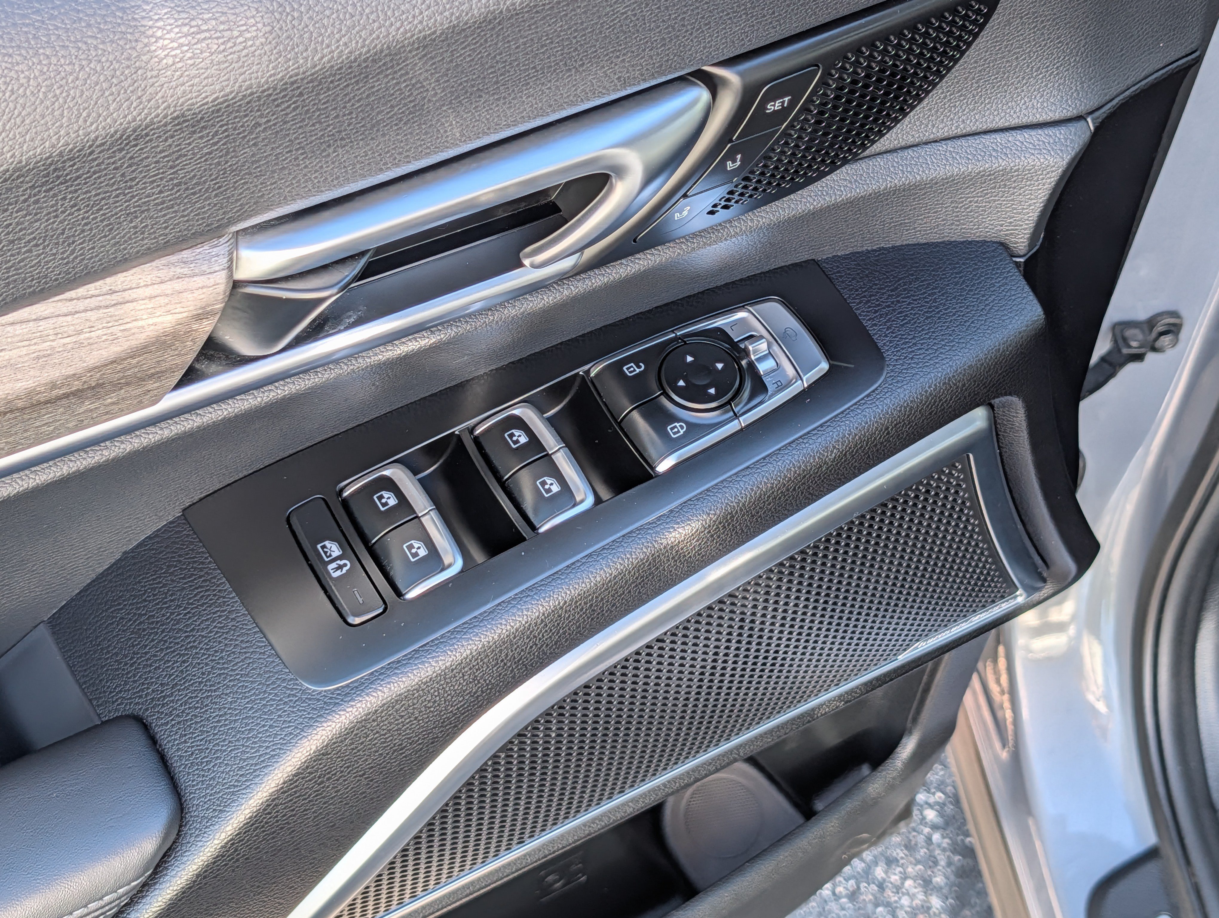 Used 2020 Kia Telluride SX w/ SX Prestige Package AWD/4WD image 19
