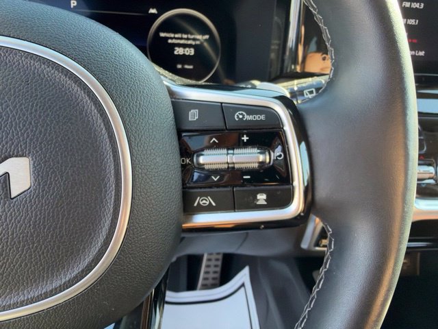 Certified 2022 Kia Sorento SX Prestige w/ Rust Color Package AWD/4WD image 16