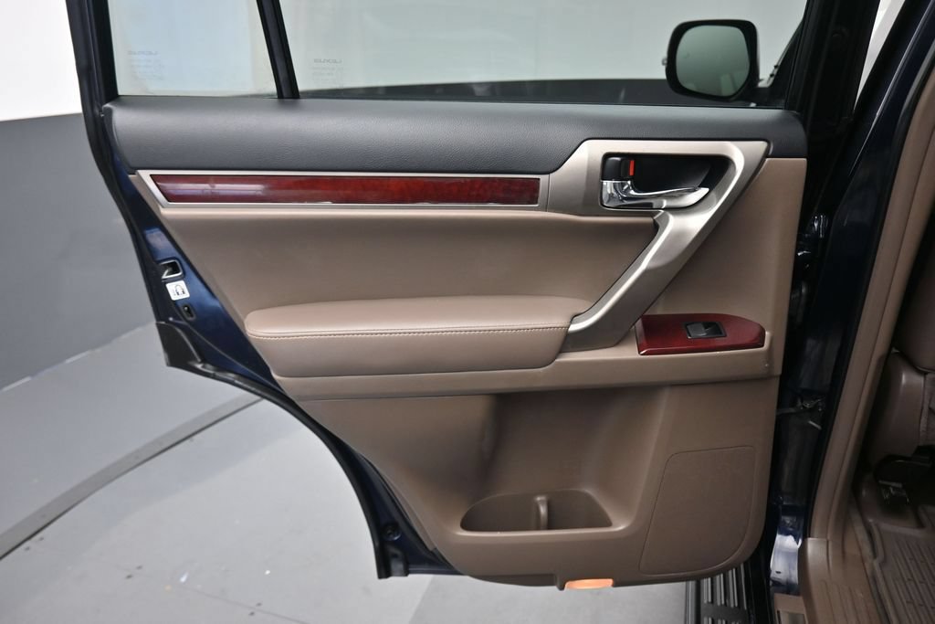 Used 2019 Lexus GX 460 Premium AWD/4WD image 31