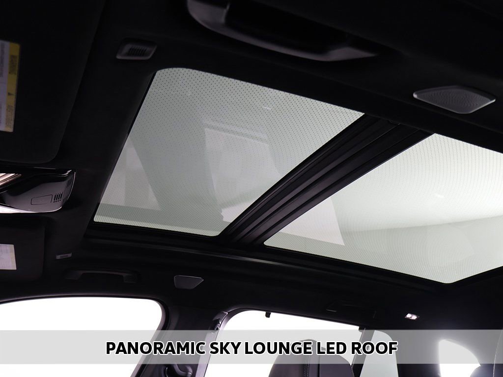 Used 2023 BMW X5 M50i w/ Executive Package image 4