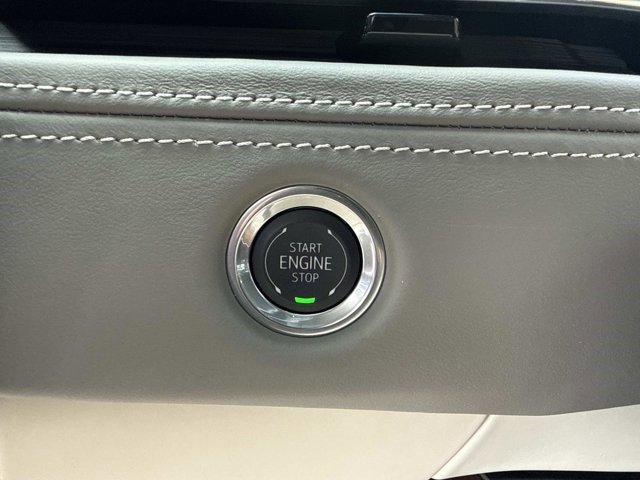 Certified 2025 Cadillac Escalade Sport Platinum w/ LPO, ONYX Package image 29