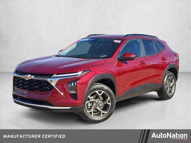 Certified 2025 Chevrolet Trax LT image 1