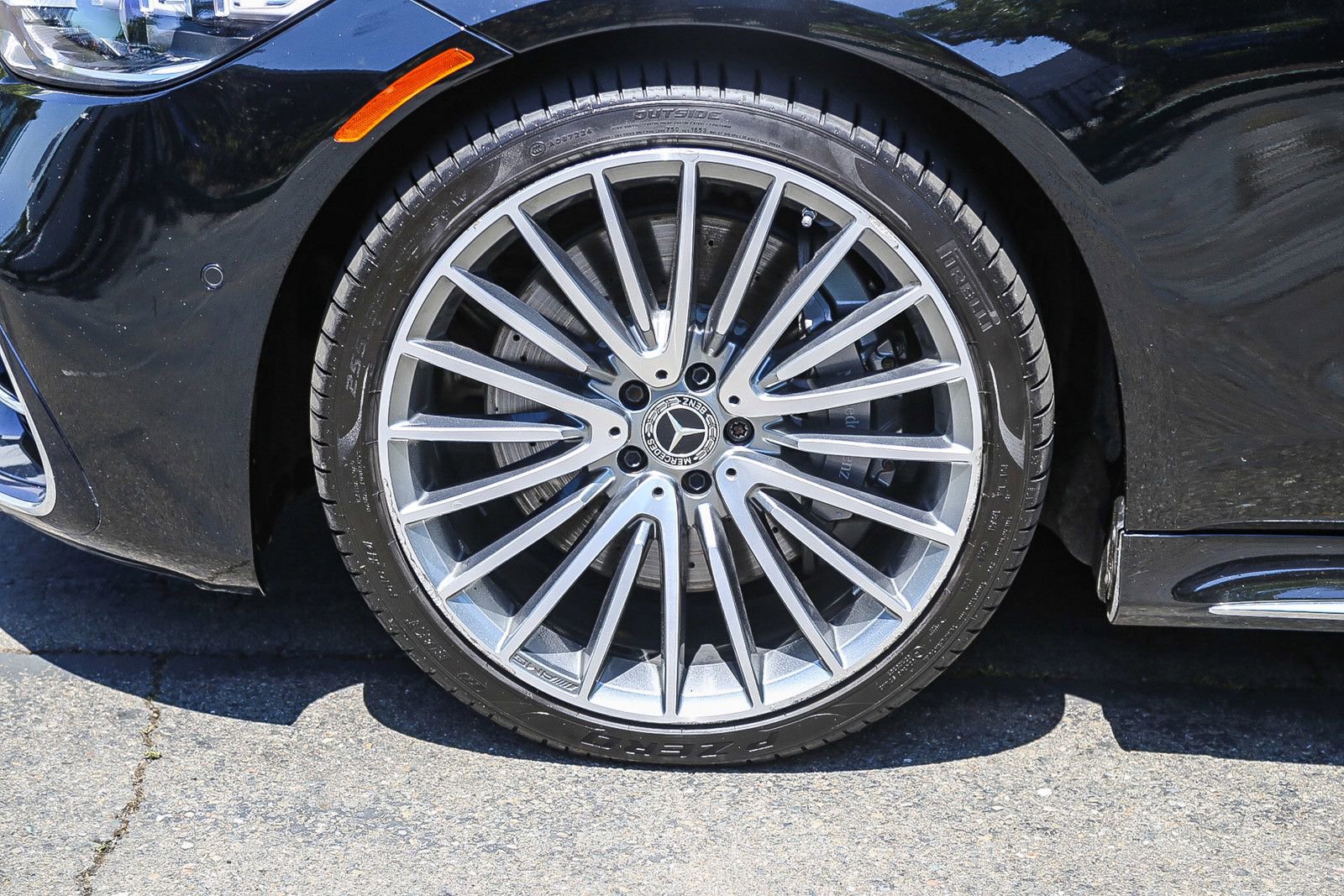 Certified 2023 Mercedes-Benz S 500 4MATIC image 9