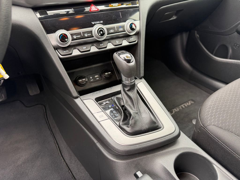 Used 2020 Hyundai Elantra SE w/ Cargo Package (C1) image 23