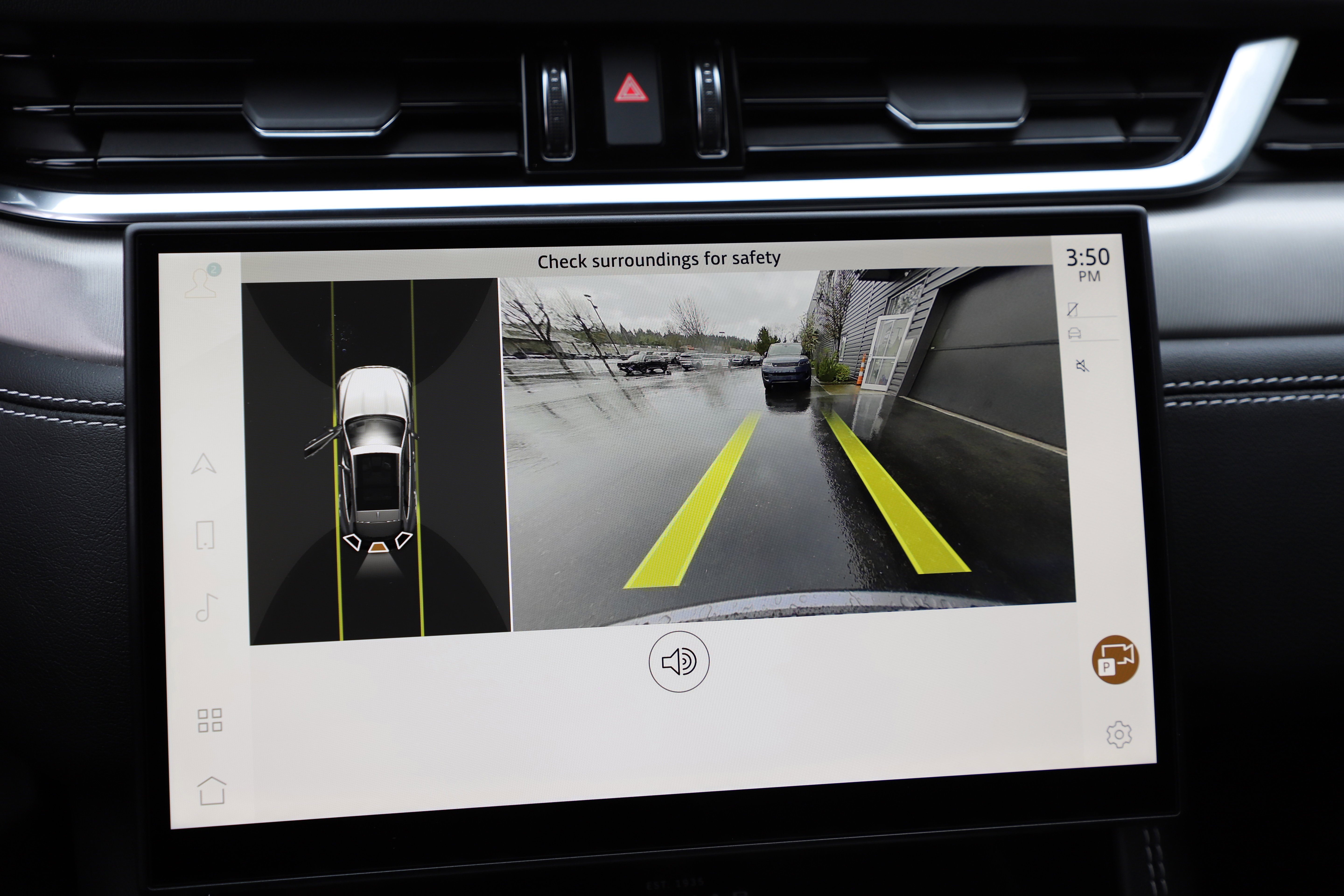 Certified 2025 Jaguar F-PACE R-Dynamic S image 20