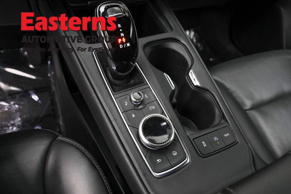 Used 2024 Cadillac XT4 Premium Luxury AWD/4WD image 13