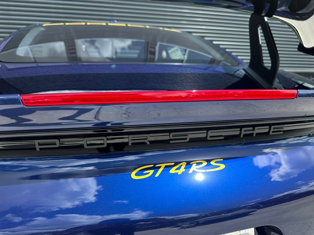 Used 2025 Porsche 718 Cayman GT4 RS image 12