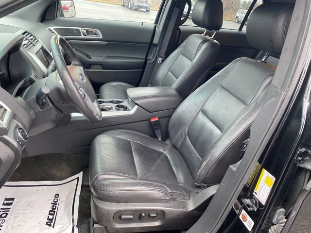 Used 2015 Ford Explorer XLT w/ Equipment Group 202A image 15