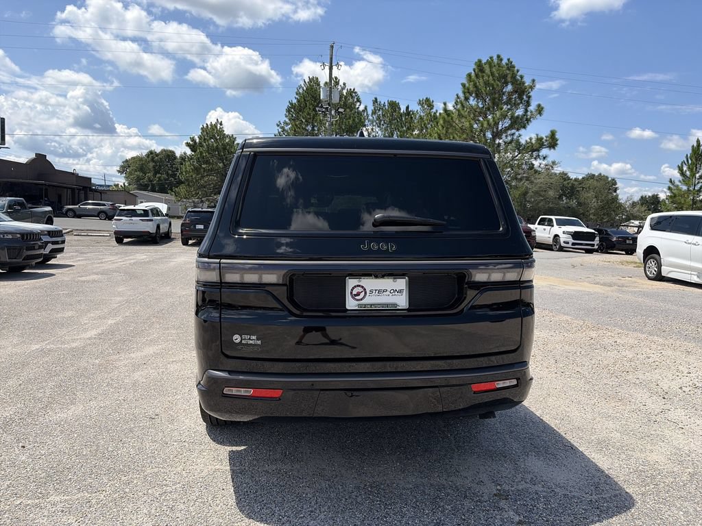 New 2026 Jeep Grand Wagoneer L Limited AWD/4WD image 5