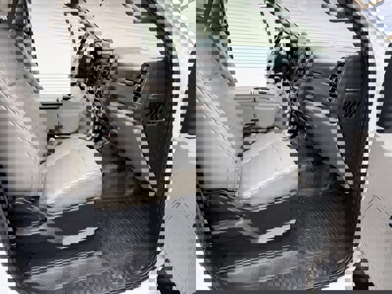 Used 2018 Ford F450 XL image 24