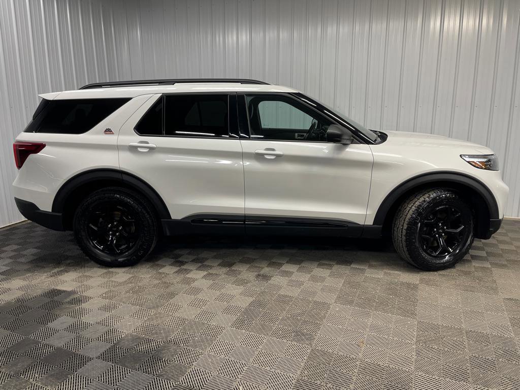 Used 2023 Ford Explorer Timberline image 2
