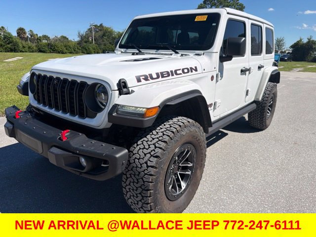 Used 2024 Jeep Wrangler Unlimited Rubicon AWD/4WD image 3