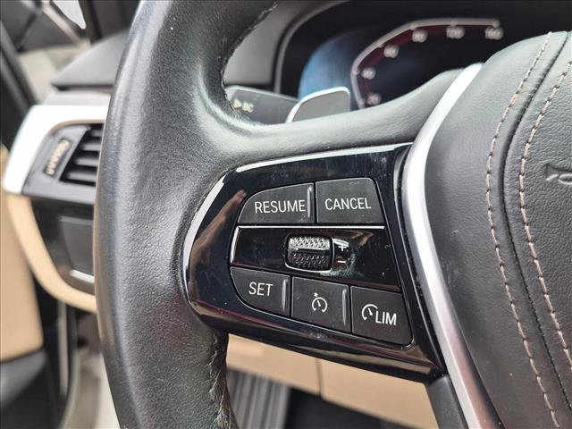 Used 2023 BMW 530i w/ Convenience Package RWD image 11