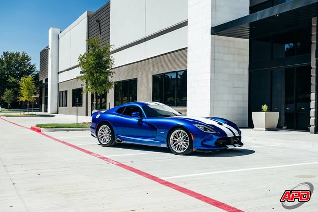 Used 2013 SRT Viper GTS w/ GTS Laguna Interior Pkg RWD image 21