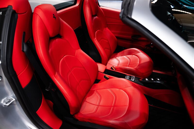 Used 2018 Ferrari 488 Spider RWD image 16