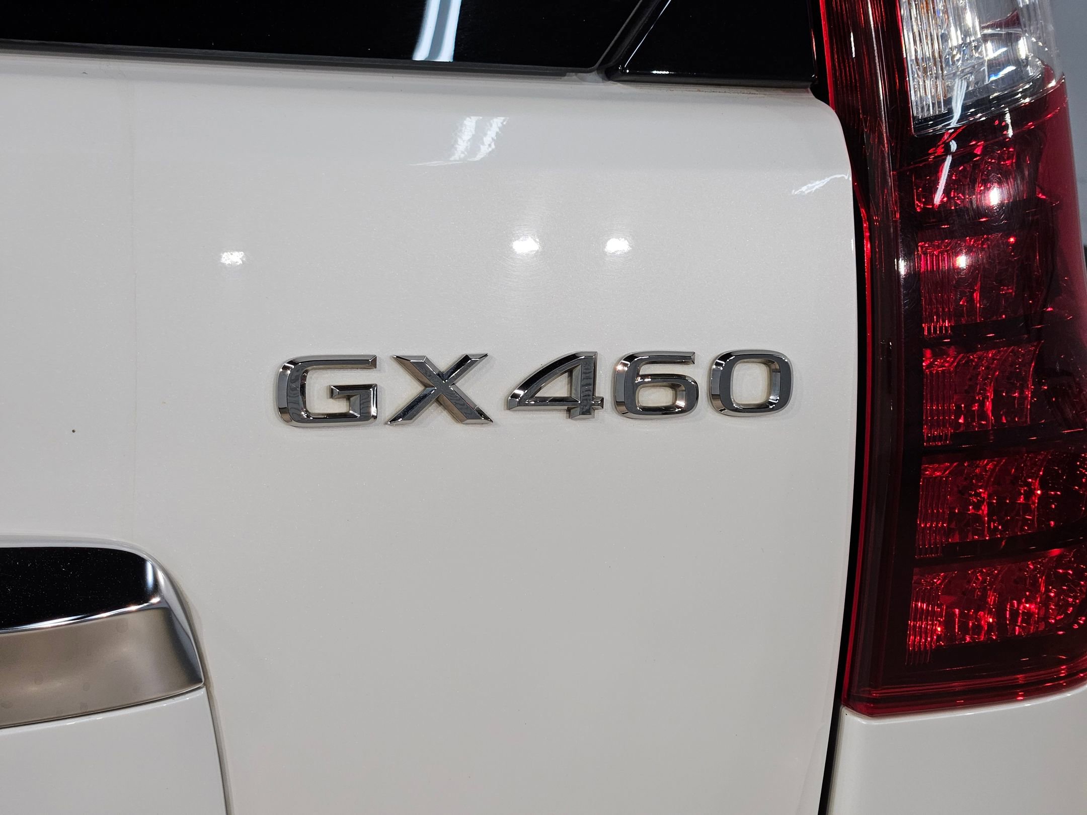 Used 2021 Lexus GX 460 Luxury w/ Sport Design Package AWD/4WD image 41
