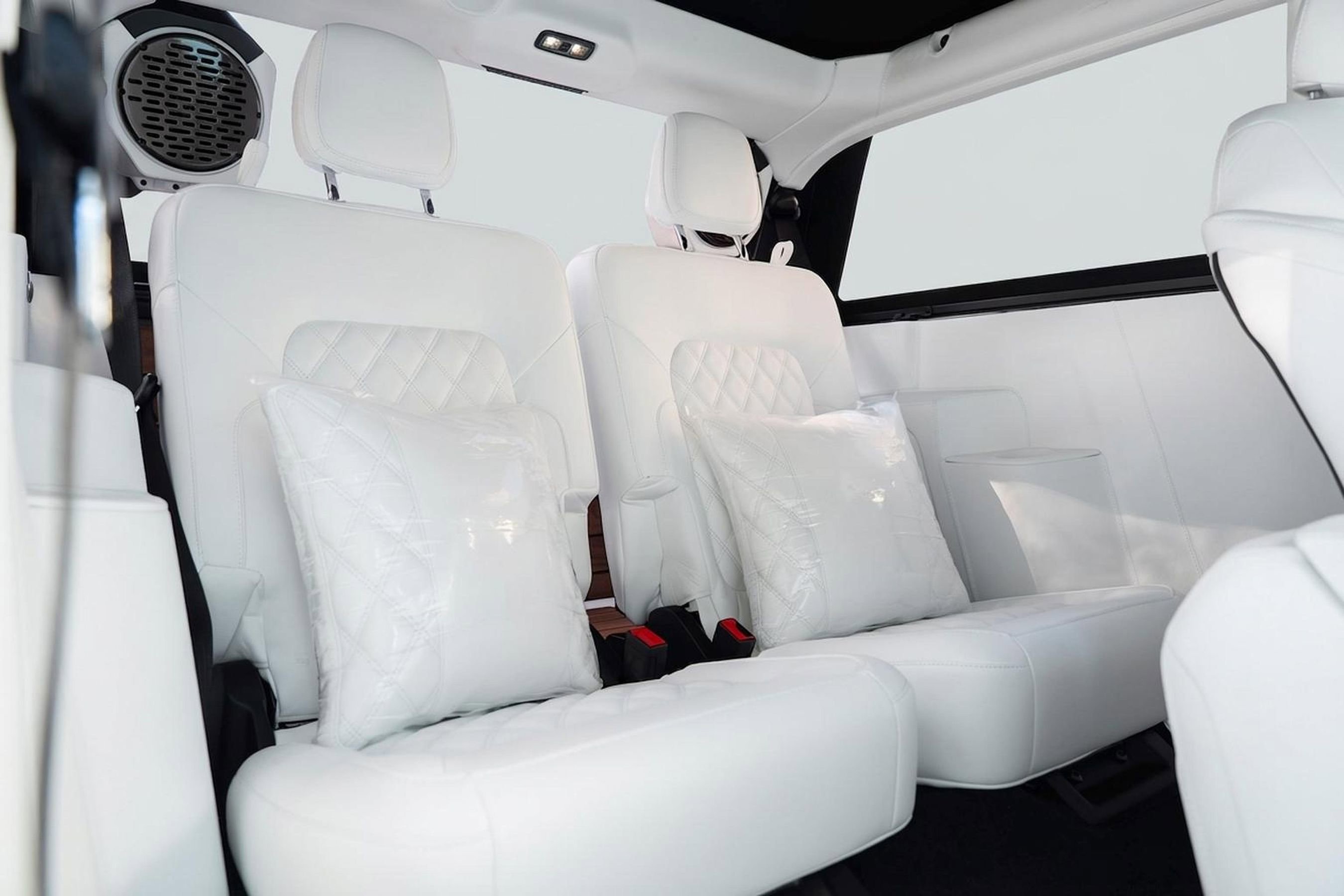 Used 2024 Ford Bronco Black Diamond image 10