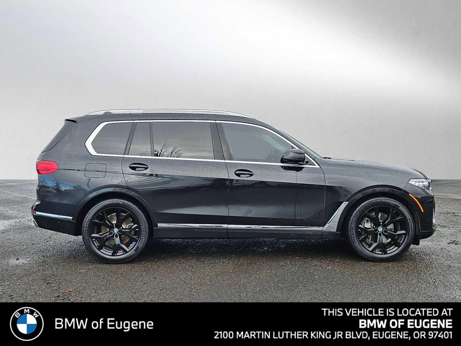 Used 2019 BMW X7 xDrive50i w/ Premium Package AWD/4WD image 2