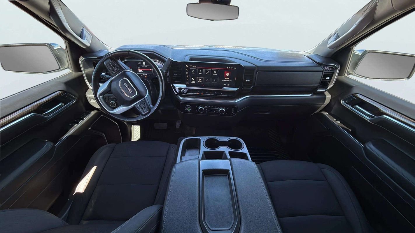Used 2023 GMC Sierra 1500 SLE image 10