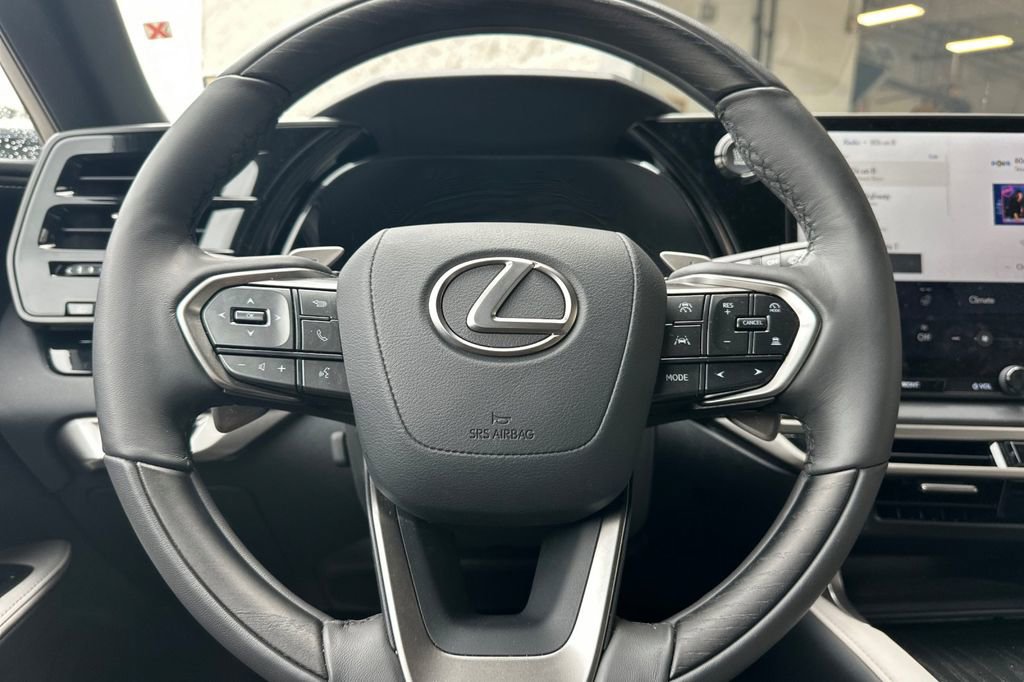 Used 2025 Lexus RX 350 Premium w/ Convenience Package AWD/4WD image 27