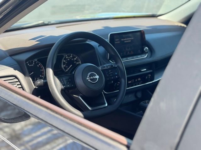 Used 2023 Nissan Rogue SV AWD/4WD image 11