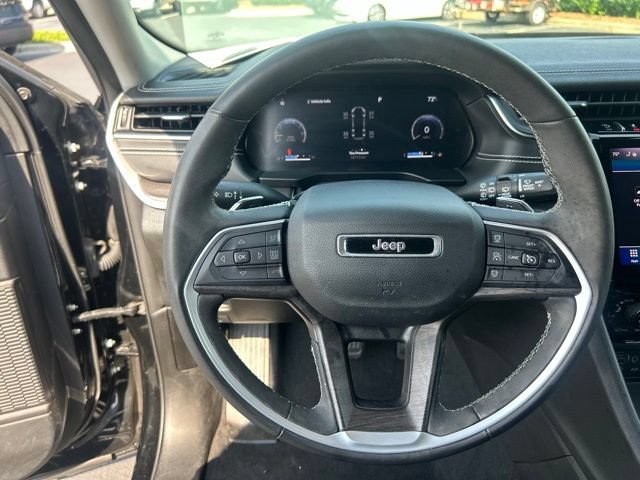 Used 2023 Jeep Grand Cherokee L Limited w/ Luxury Tech Group II AWD/4WD image 20