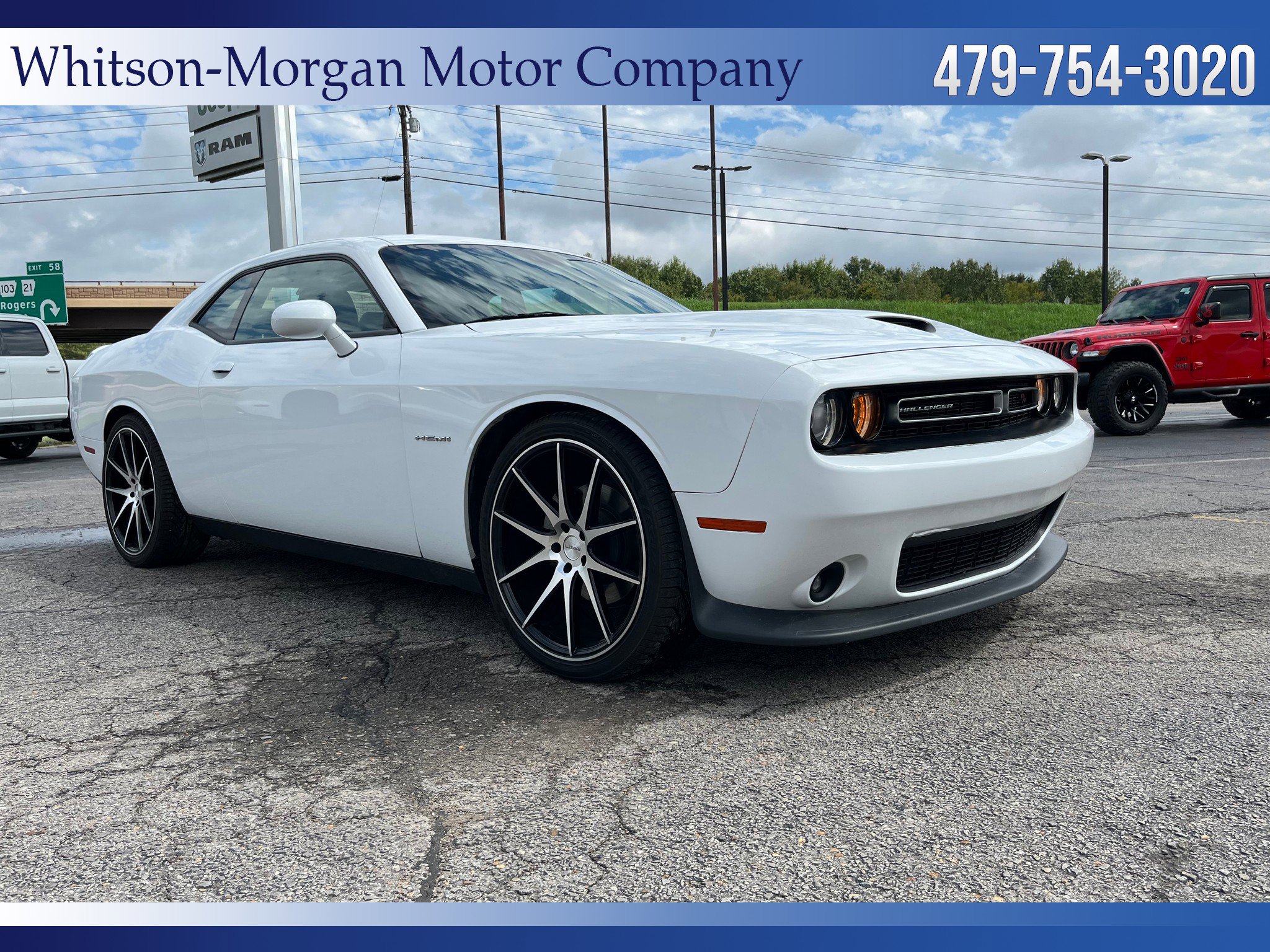 Used 2022 Dodge Challenger R/T image 3