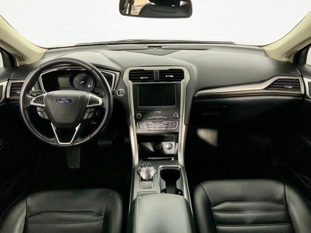 Used 2019 Ford Fusion SEL image 20