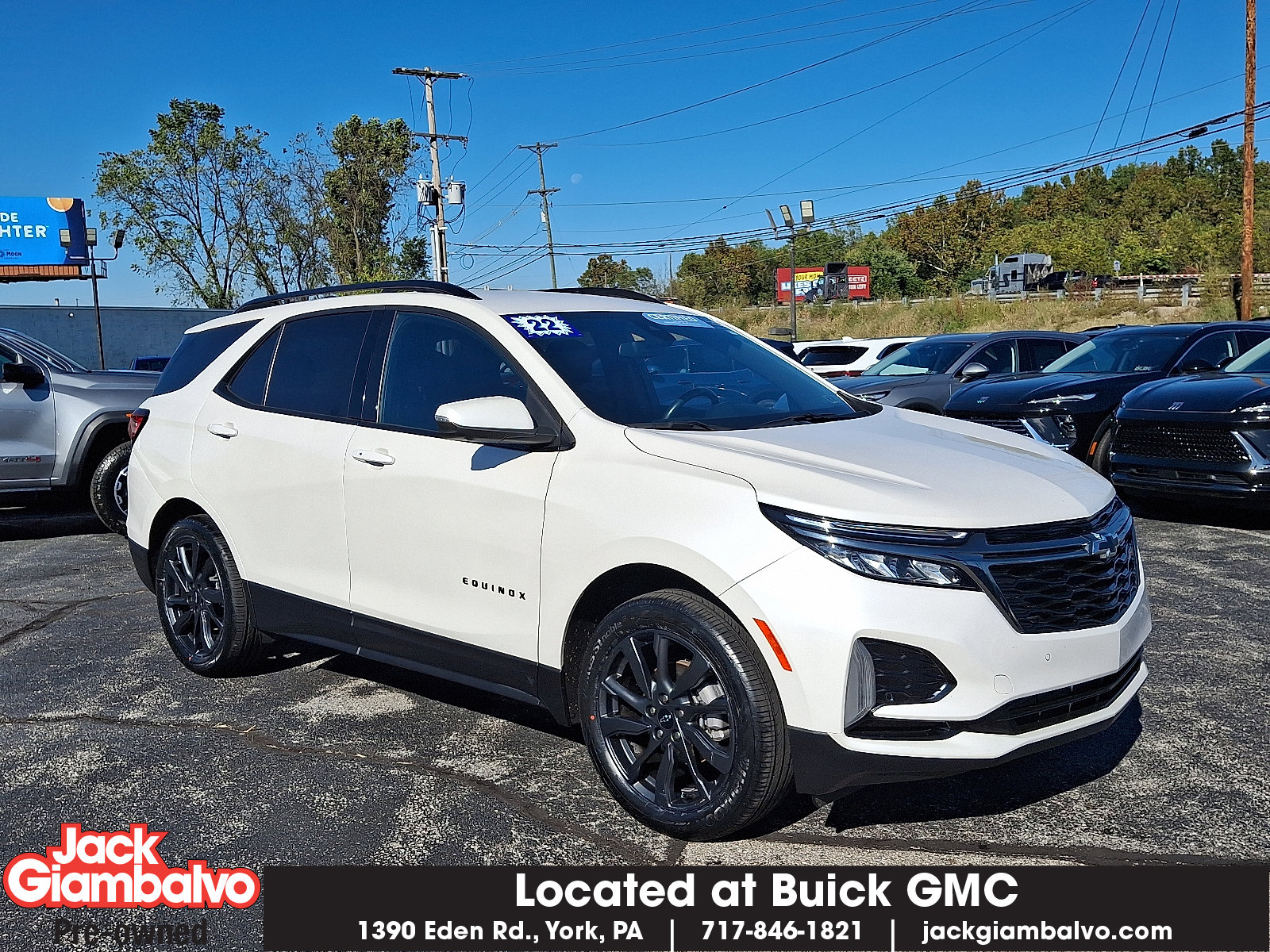 Certified 2022 Chevrolet Equinox RS w/ Infotainment Package image 1