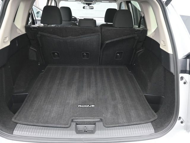 Used 2025 Nissan Rogue SV FWD image 10