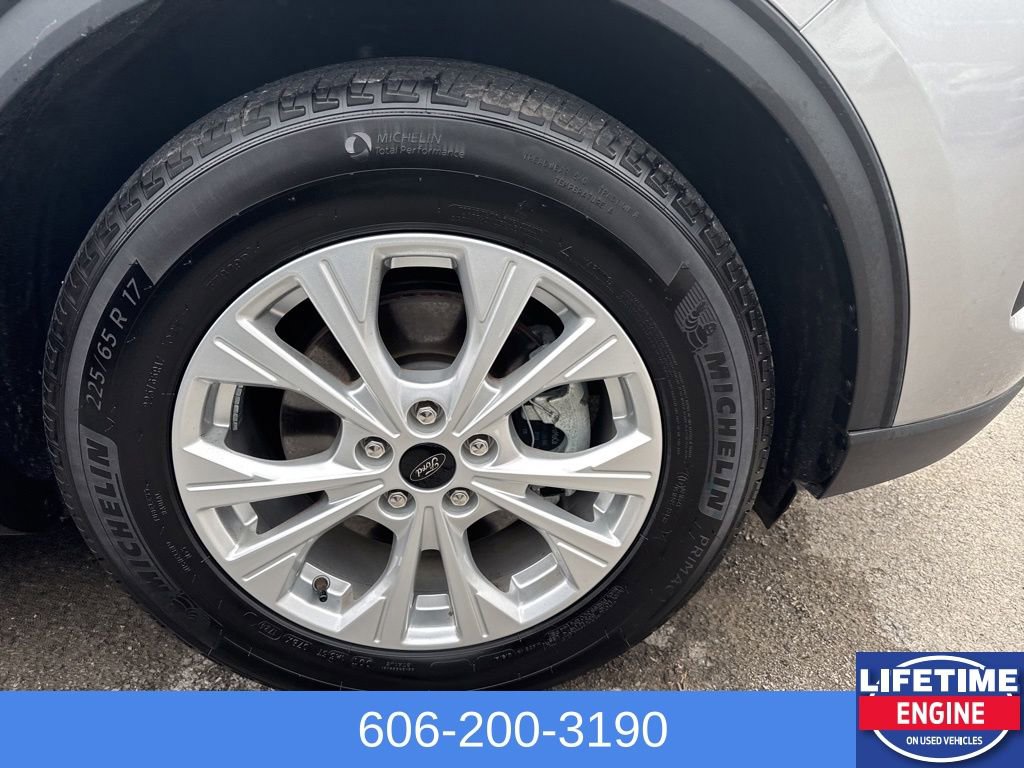 Used 2024 Ford Escape Active w/ Cold Weather Package image 4