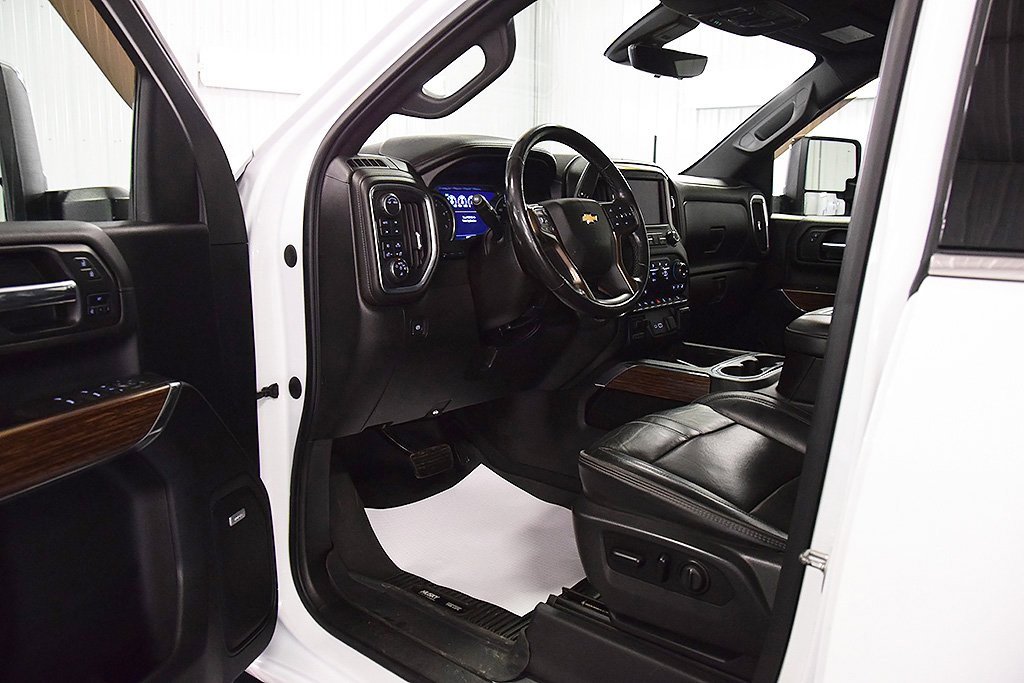 Used 2021 Chevrolet Silverado 2500 High Country w/ Z71 Off-Road Package image 17