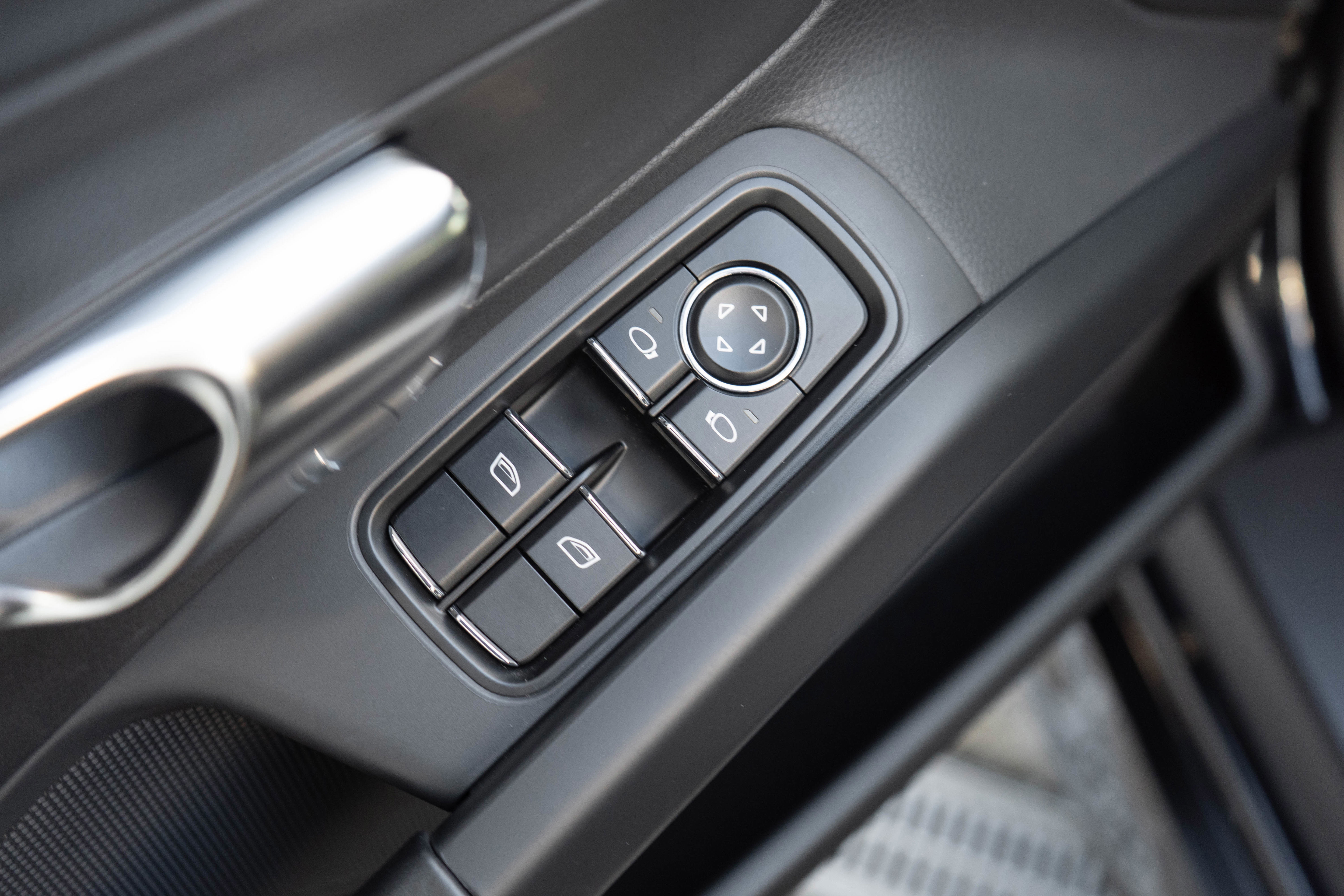 Used 2014 Porsche Cayman S image 11